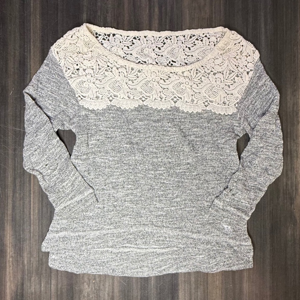 Abercrombie & Fitch Lace Trim Gray Knit Sweater Long Sleeve Top XS